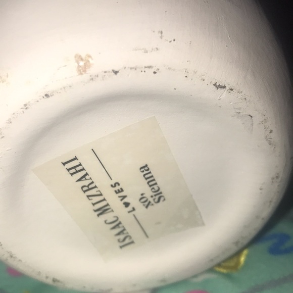 Issac Mizrahi Loves xo, Sienna Vase with pink glaze - Picture 6 of 9